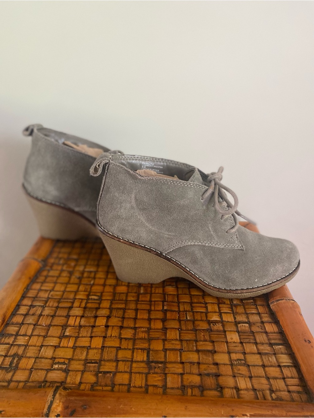 White Mountain Wedge Booties 8 Boho Chic Festival Indie Sleaze Earthy Chunky